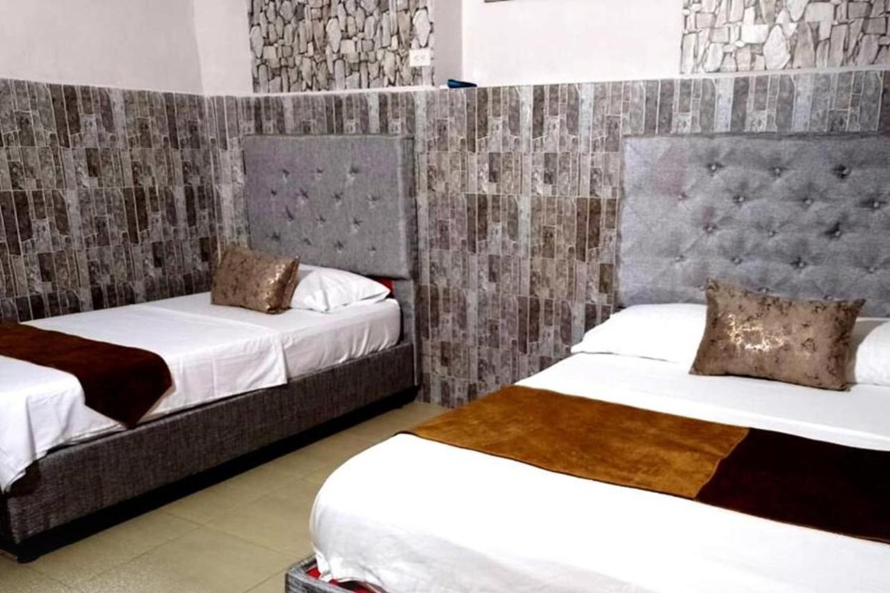 Hotel Titanic Inn Santa Marta  Bagian luar foto